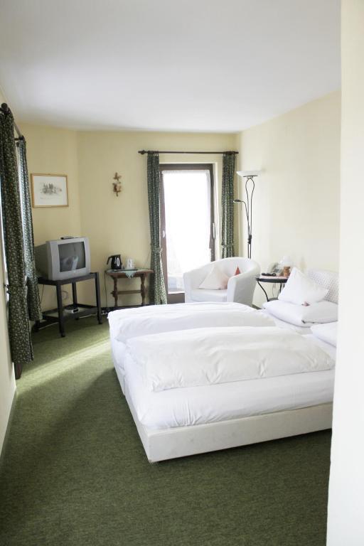 Hotel Burgdacherl Neubeuern Zimmer foto