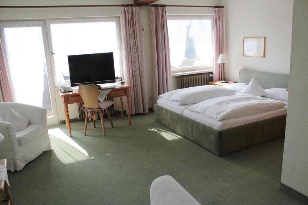 Hotel Burgdacherl Neubeuern Zimmer foto